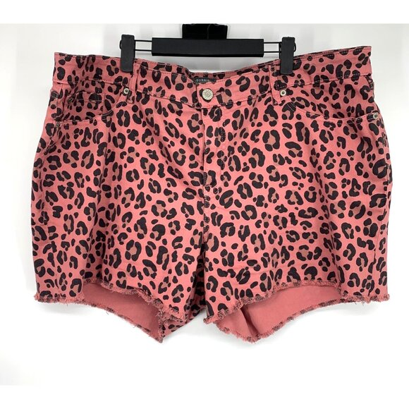 Torrid Shorts High Rise Midi Denim Pink Leopard Fray Stretch - Picture 4 of 15